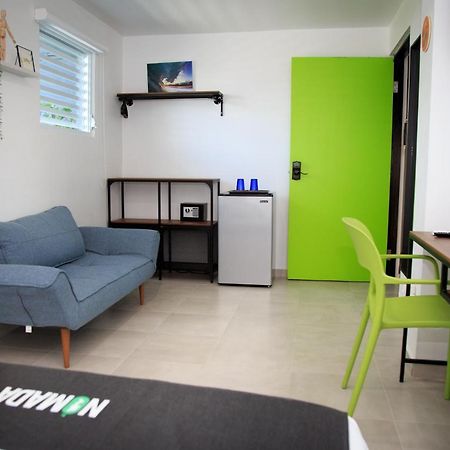 Nomada Beach Hostel- Isla Verde San Juan Ngoại thất bức ảnh