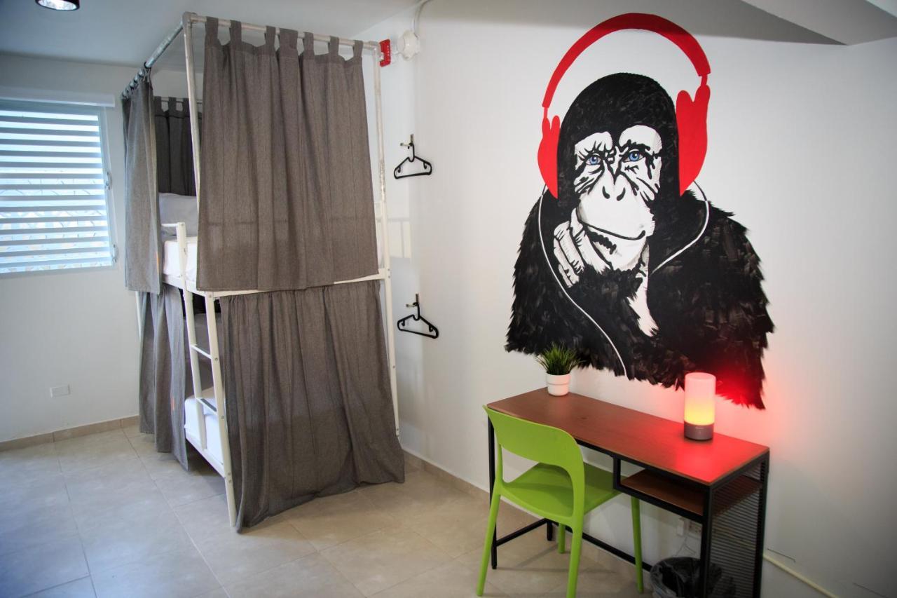 Nomada Beach Hostel- Isla Verde San Juan Ngoại thất bức ảnh