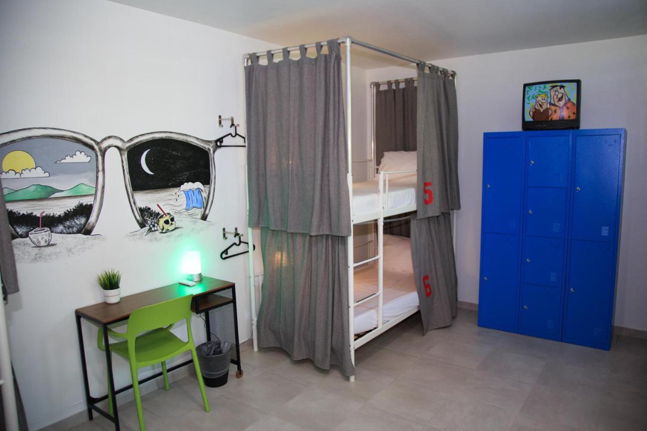 Nomada Beach Hostel- Isla Verde San Juan Ngoại thất bức ảnh