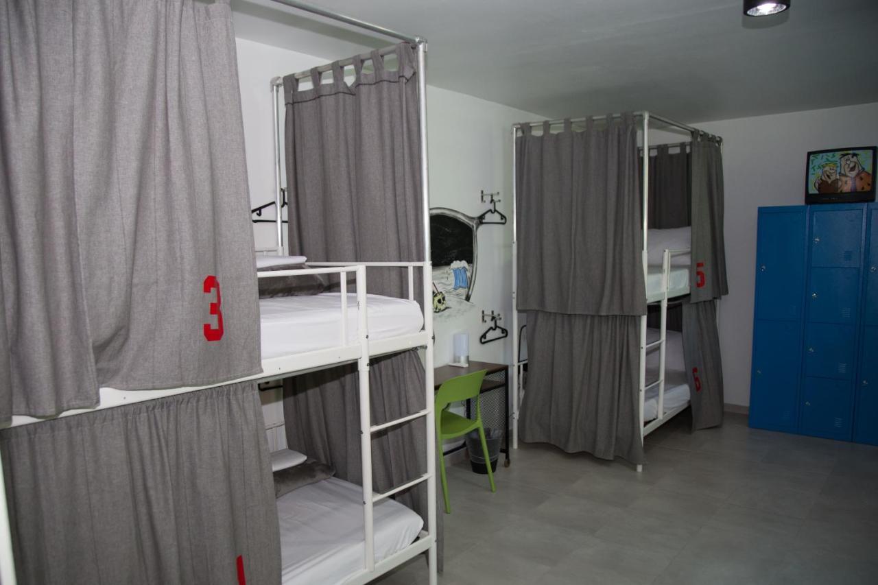 Nomada Beach Hostel- Isla Verde San Juan Ngoại thất bức ảnh